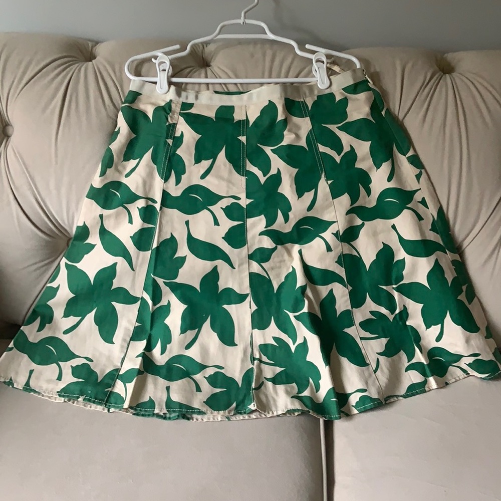 Cream and green cute skirt